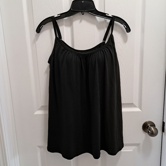 ❤️ 32 Degrees Cool Cami Tank Medium Black Built In Bra NWOT - Picture 12 of 12